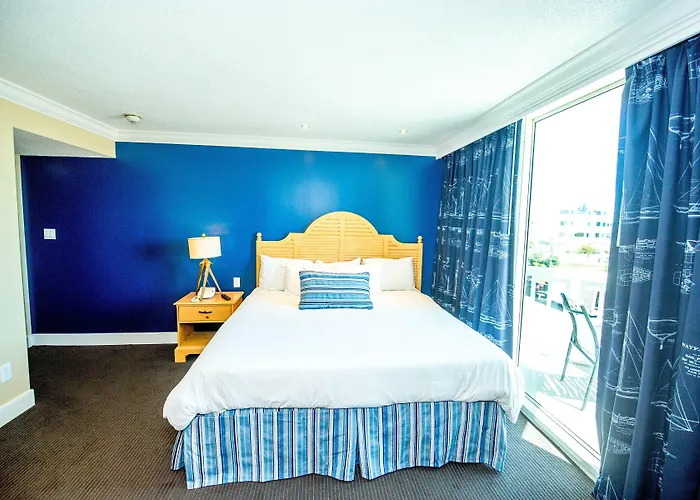 Port Royal Oceanfront Hotel