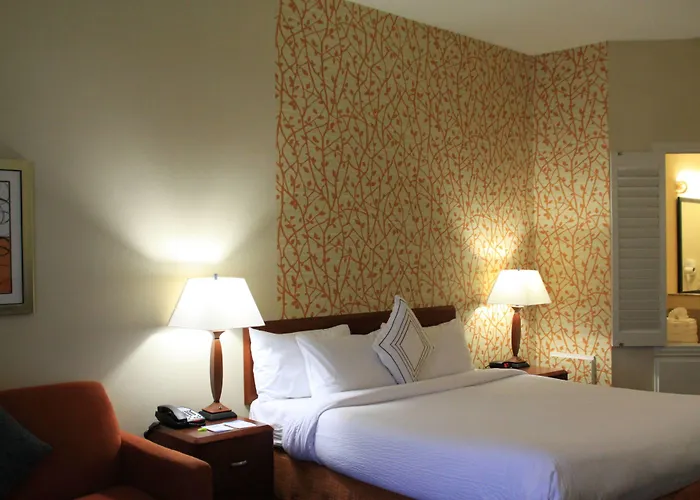 Fairfield Inn & Suites Denton