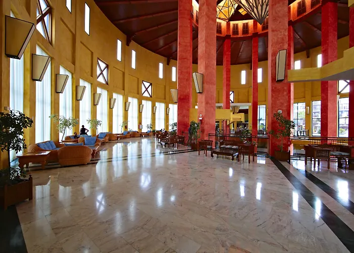 Sandos Papagayo Playa Blanca 