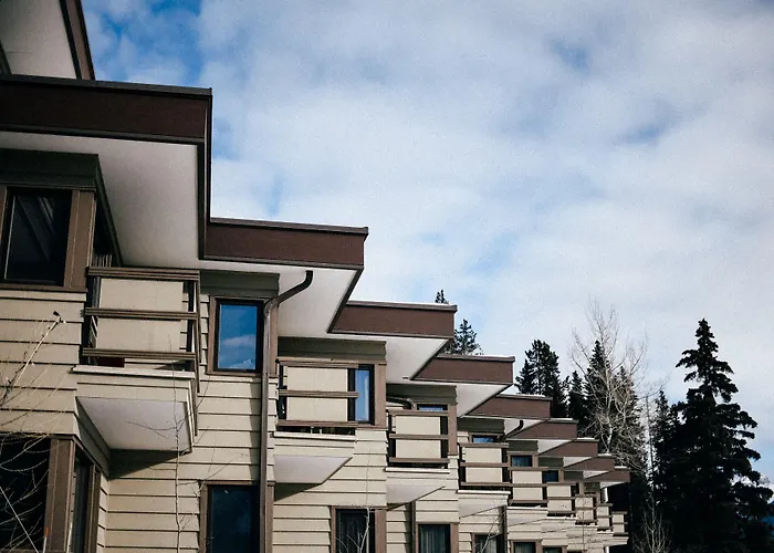 The Juniper Hotel & Bistro