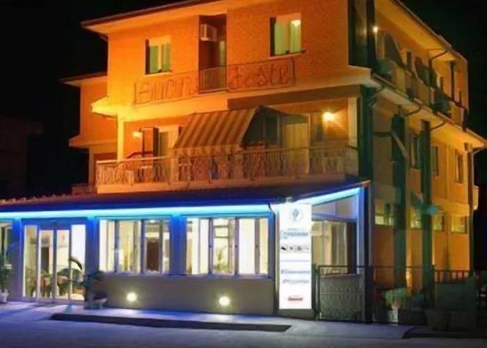Hotel Paradiso