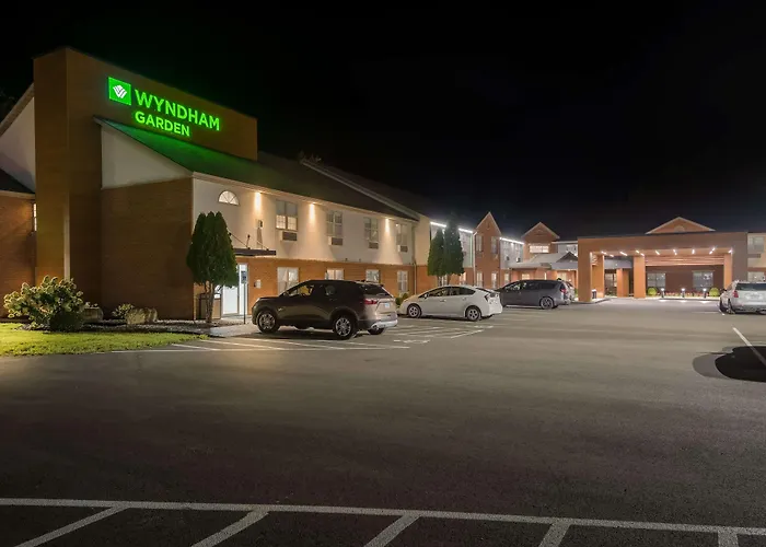 Wyndham Garden Galena Hotel & Day Spa