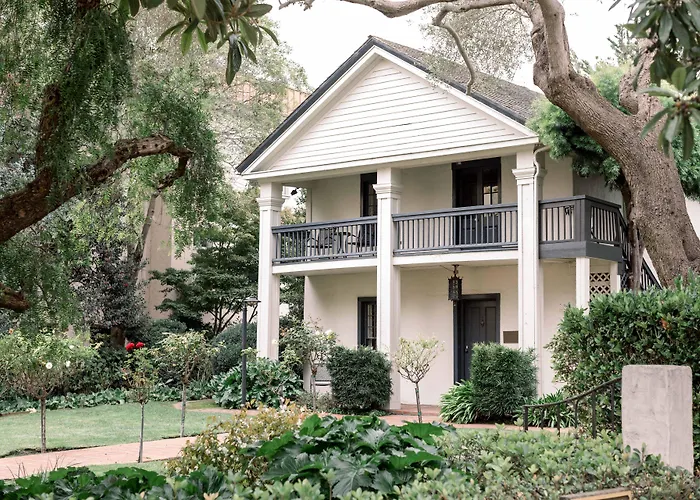Merritt House Hotel