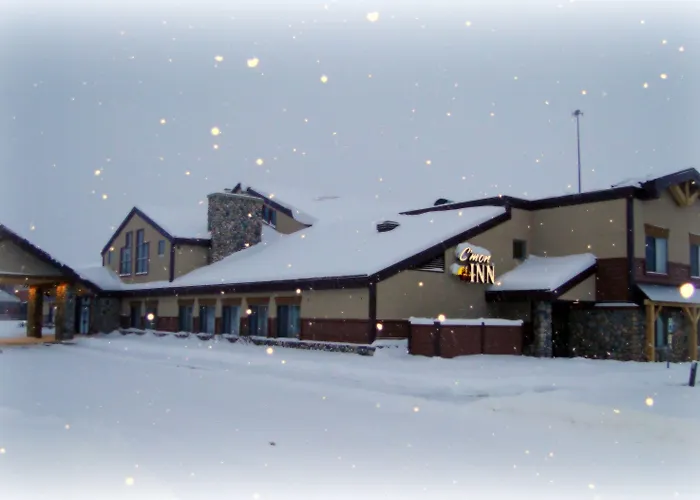 C'Mon Inn & Suites Fargo