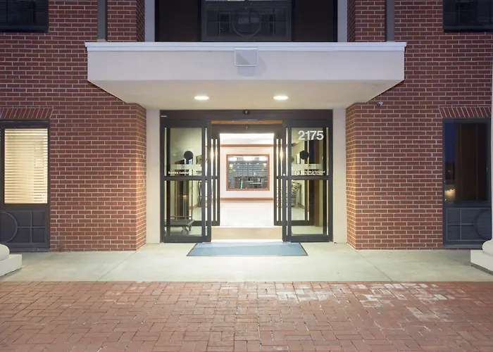 Holiday Inn Express Hotel & Suites Concordia Us 81 By Ihg