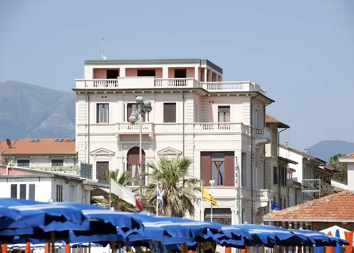 Villa Tina Hotel