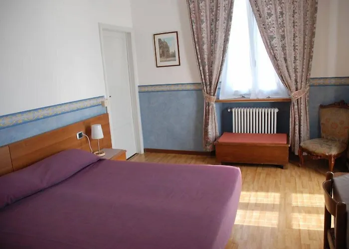 Hotel Riviera