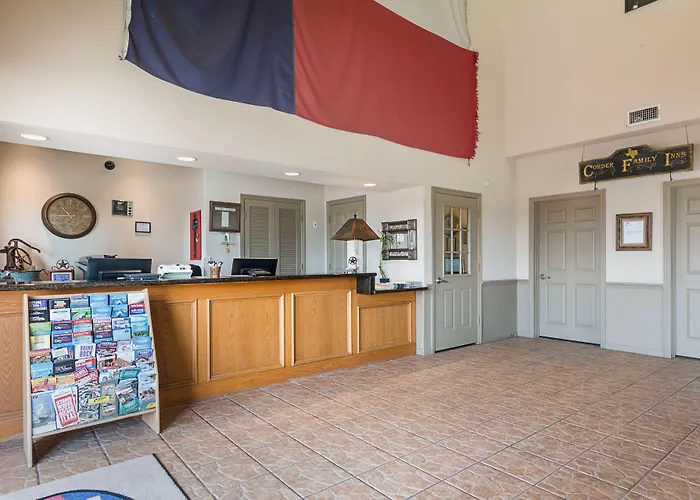 Quality Inn & Suites Victoria South
