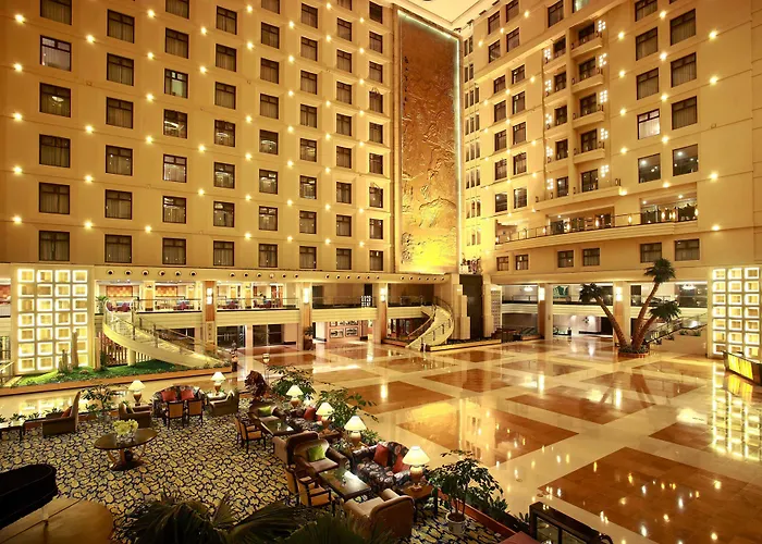Lijiang Waterfall Hotel Guilin