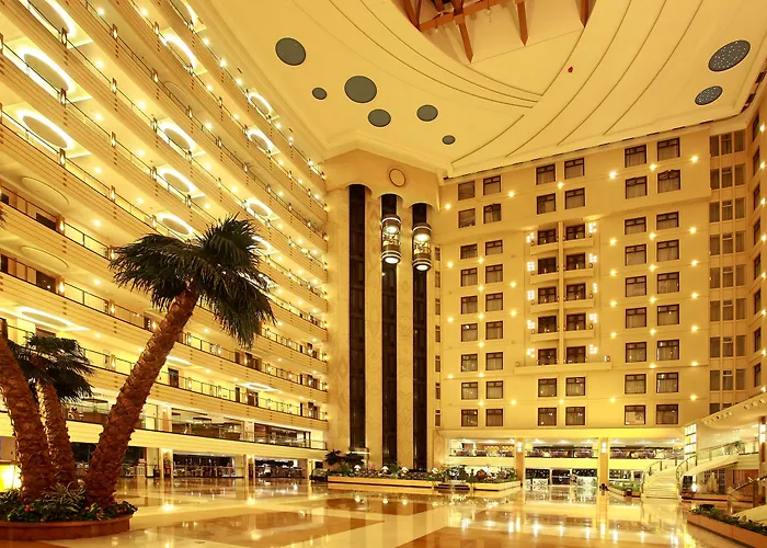 Lijiang Waterfall Hotel Guilin
