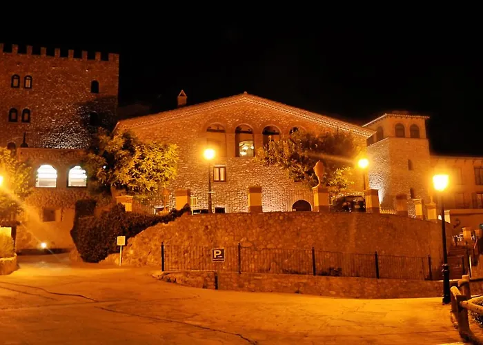 La Figuerola Hotel & Restaurant