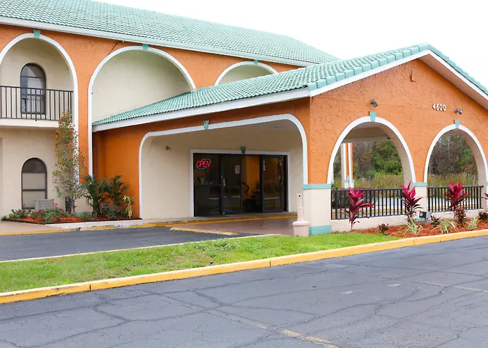Shining Light Inn & Suites