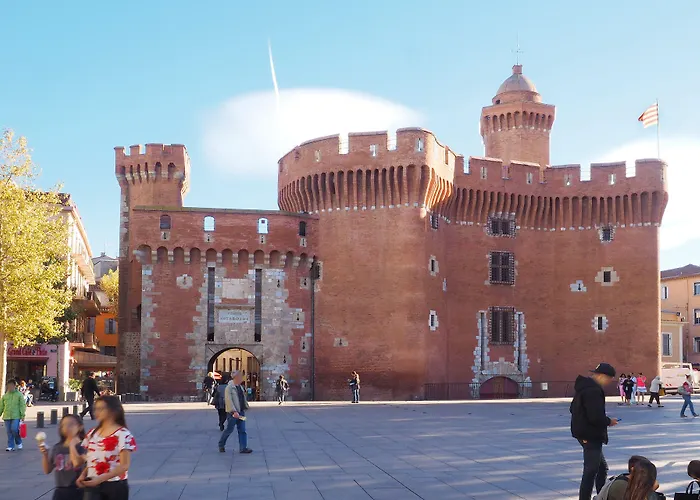 Logis Hôtel Les II Mas - Perpignan Sud