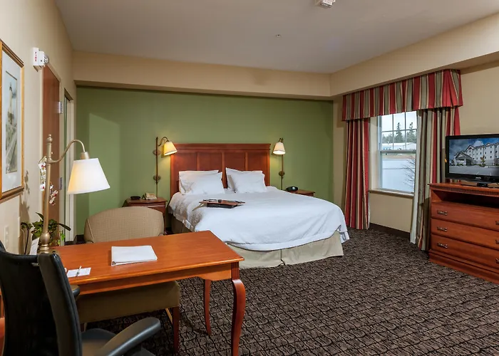 Hampton Inn & Suites Rockland