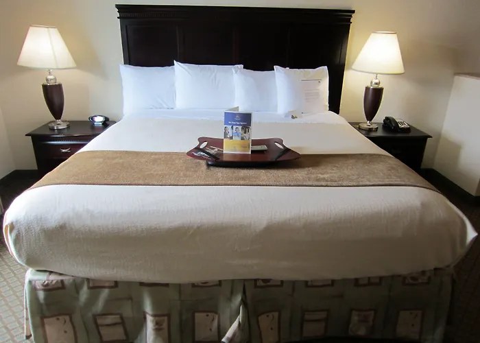 Best Western Granbury Inn And Suites