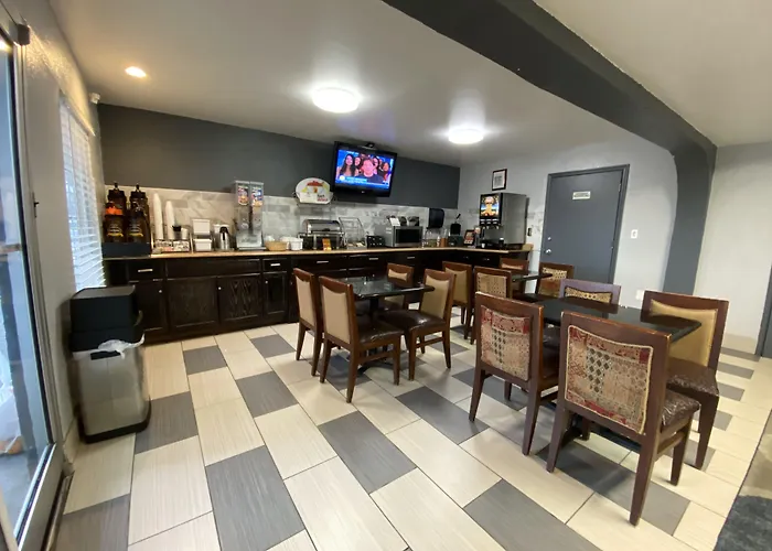 Super 8 By Wyndham Antioch/Nashville South East