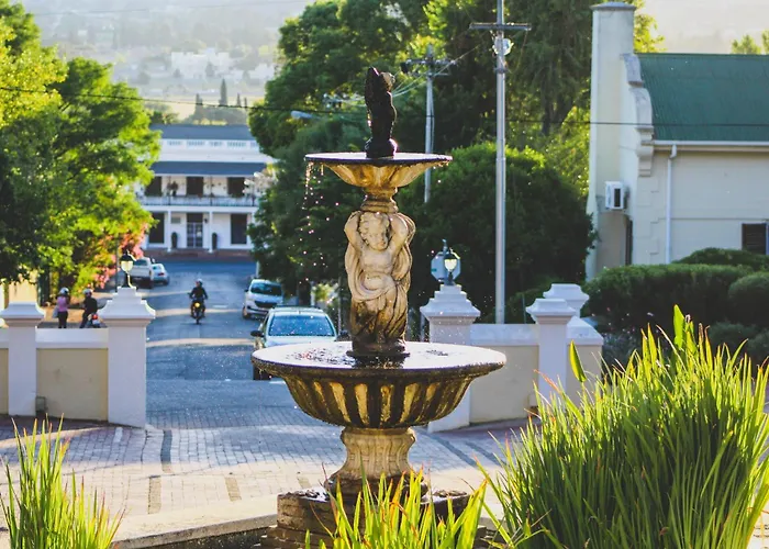 Pontac Manor Hotel & Restaurant