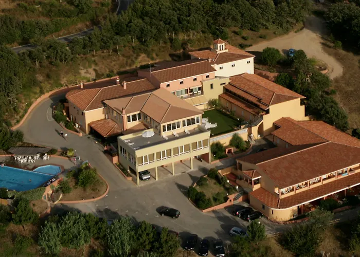 Pausania Inn