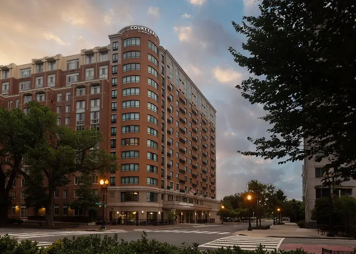 Courtyard By Marriott Washington Capitol Hill/Navy Yard