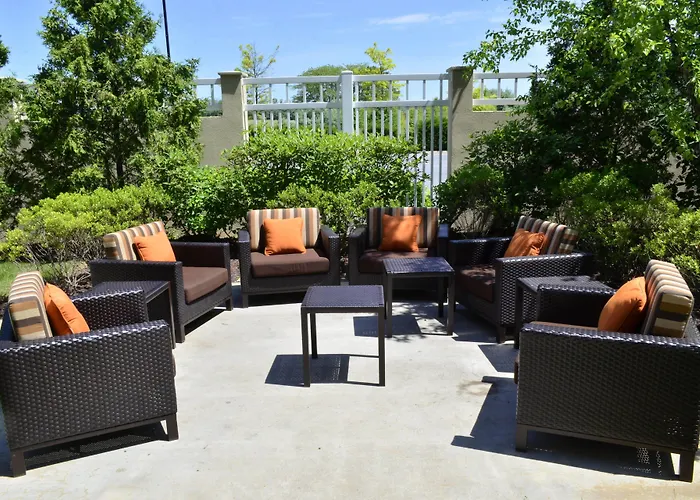 Courtyard By Marriott Winchester Medical Center