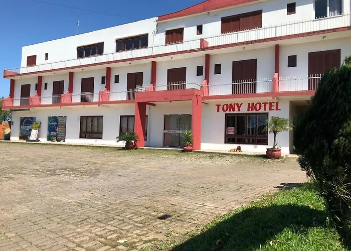 Tony Hotel Torres
