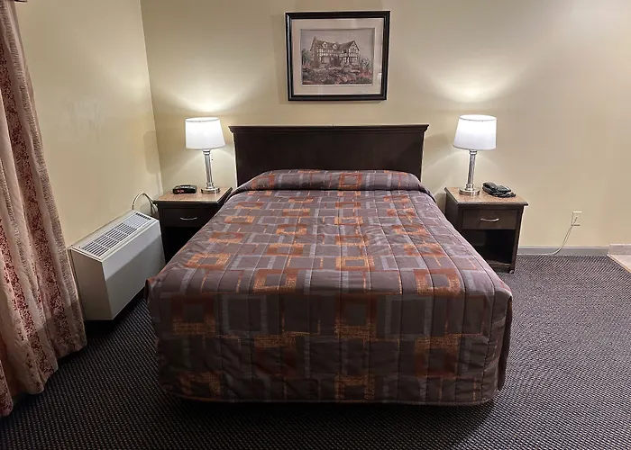 Canadian Inn