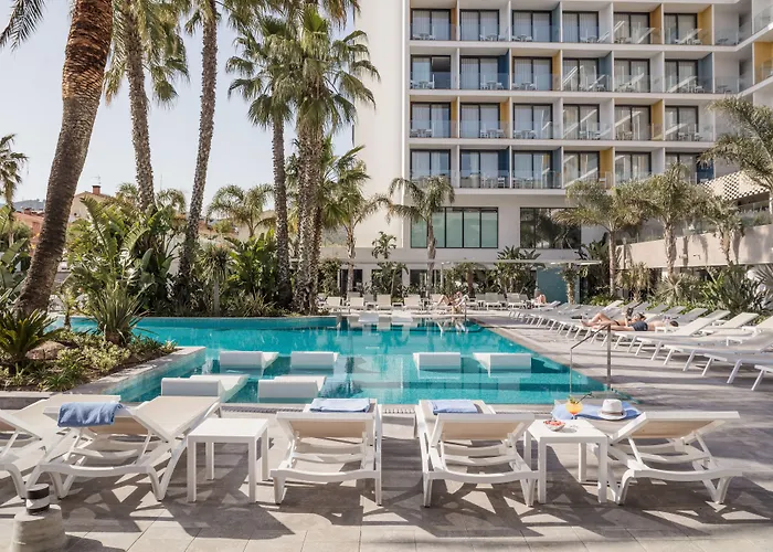Aqua Hotel Silhouette & Spa - Adults Only