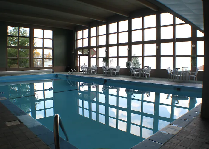 Historic Summit Inn
