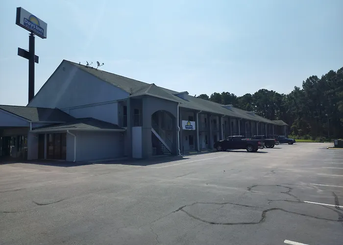 Days Inn By Wyndham Hardeeville North I-95 & Us 278