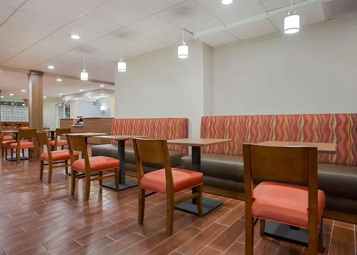 Microtel Inn & Suites By Wyndham Walterboro