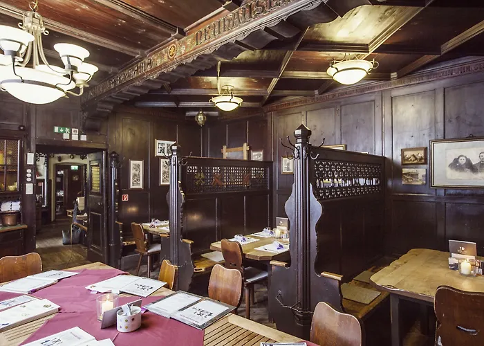 Boutique Hotel Im Auracher Loechl