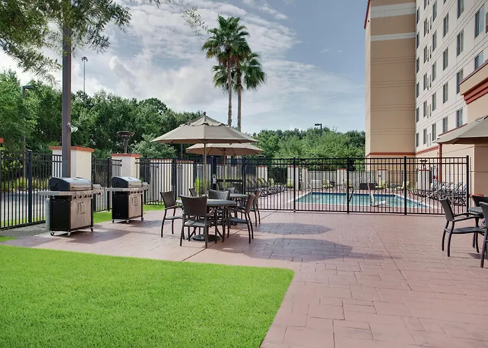 Homewood Suites By Hilton Tampa-Brandon