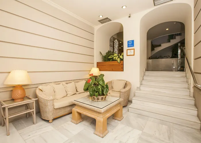 Hotel Plaza Cavana