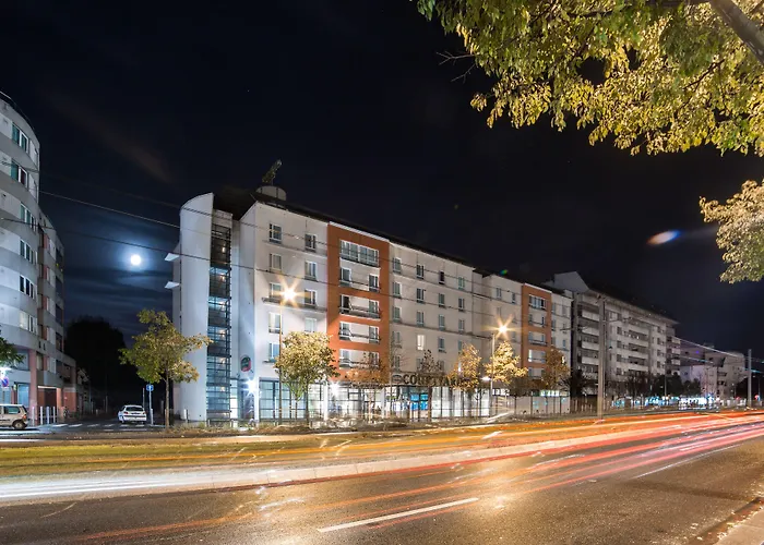 Courtyard By Marriott Paris La Defense West - Colombes