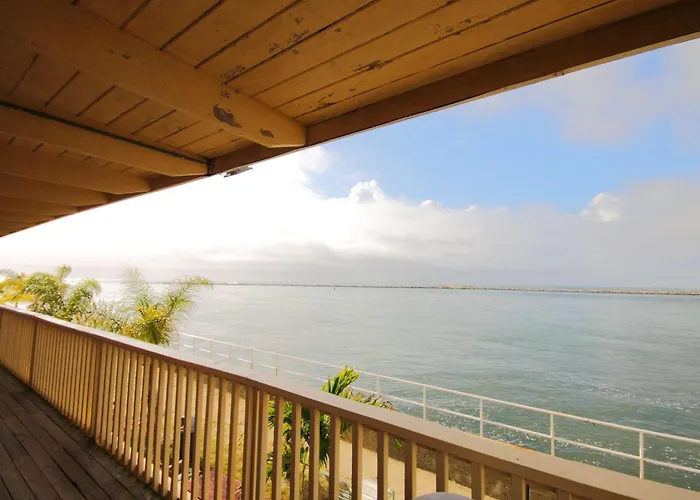 Oceanic Motel