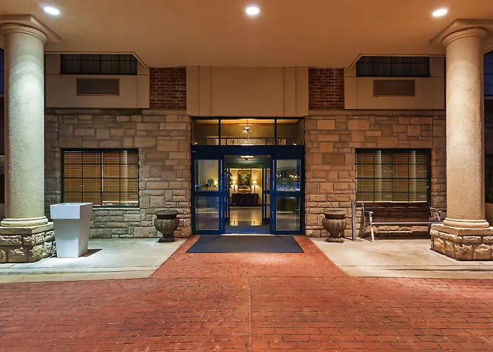 Holiday Inn Express & Suites Tulsa S Broken Arrow Hwy 51 By Ihg