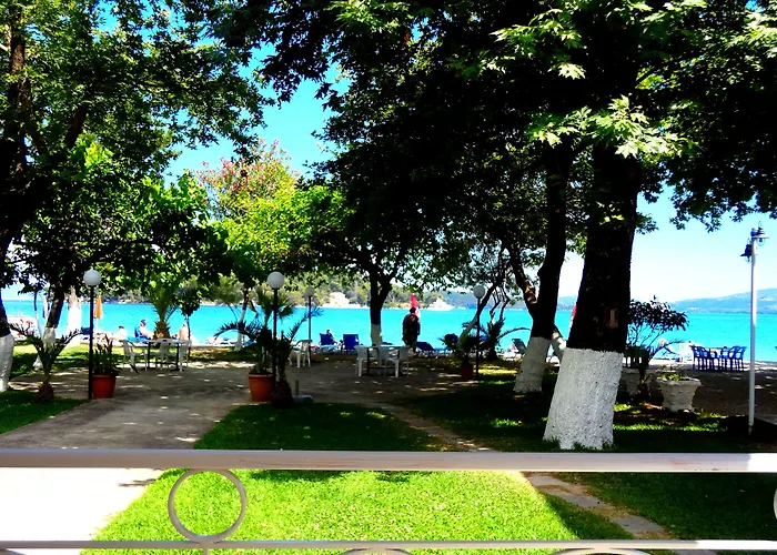 Avra Beach Hotel