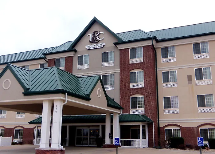 Town & Country Inn And Suites Quincy