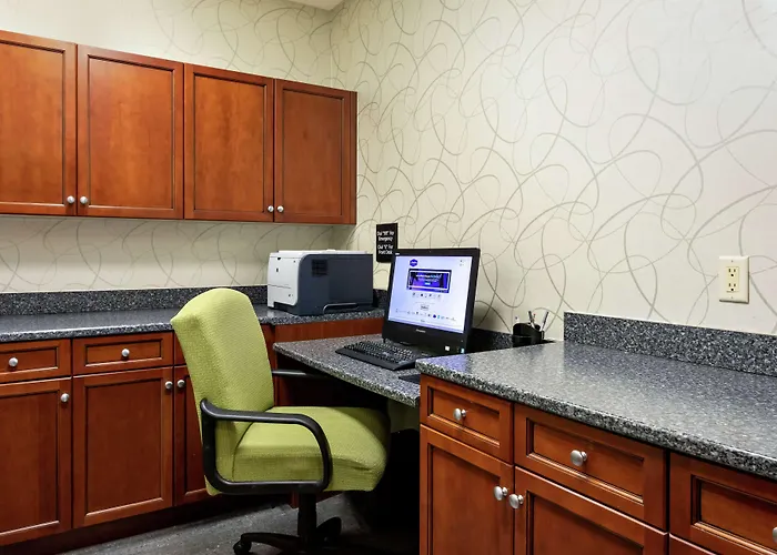 Hampton Inn & Suites - Fort Pierce