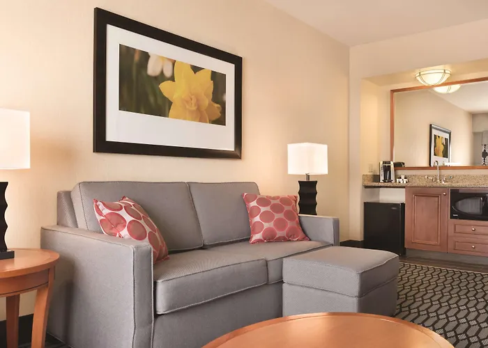 Hilton Garden Inn Akron-Canton Airport