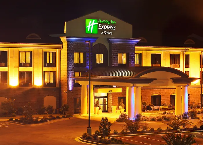 Holiday Inn Express & Suites Dyersburg By Ihg