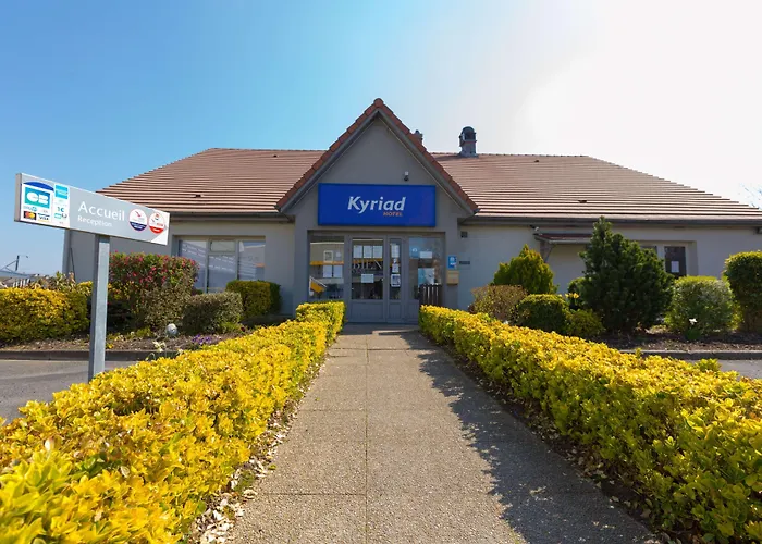 Kyriad Chantilly Sud - Luzarches