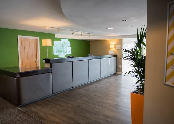 Holiday Inn Manchester West By Ihg