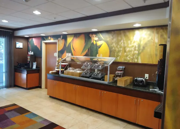 Fairfield Inn & Suites Greensboro Wendover