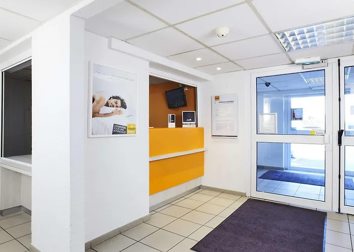 Kyriad Eco - Montreuil