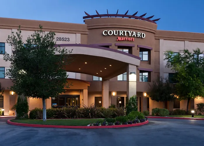 Courtyard By Marriott Santa Clarita Valencia