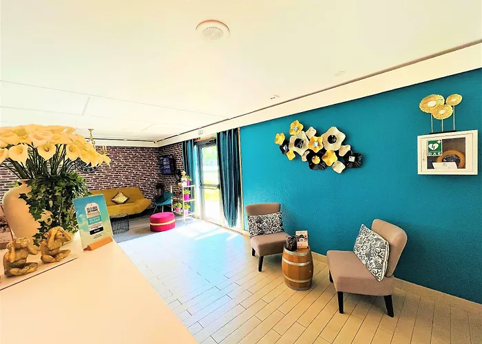 Hotel Restaurant Kyriad De Peronne