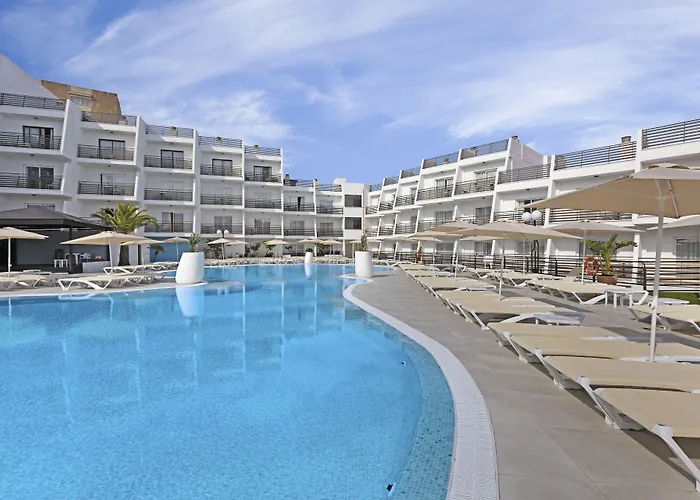 Palmanova Suites By Trh (Adults Only)