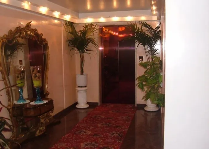 Hotel Roma