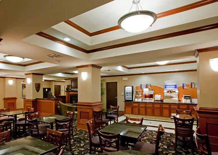 Holiday Inn Express Hotel And Suites Ada By Ihg